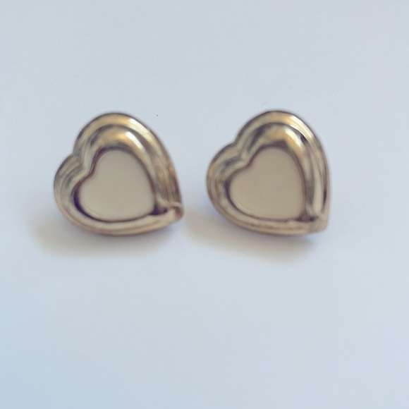 Heart Button Earrings - Picture 1 of 4